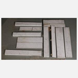 Zwei Kaminumrandungen Marmor