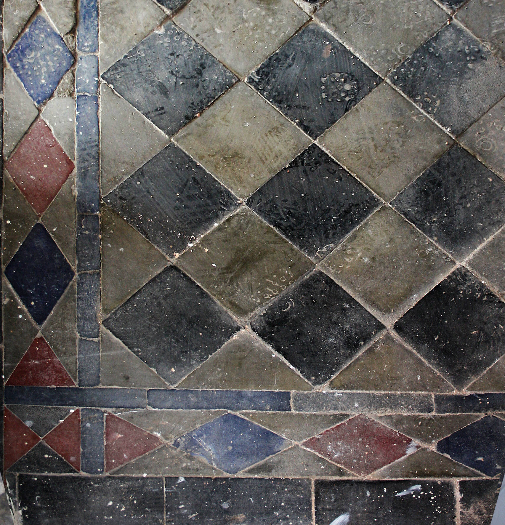 8,5 m² Zementfliesenboden