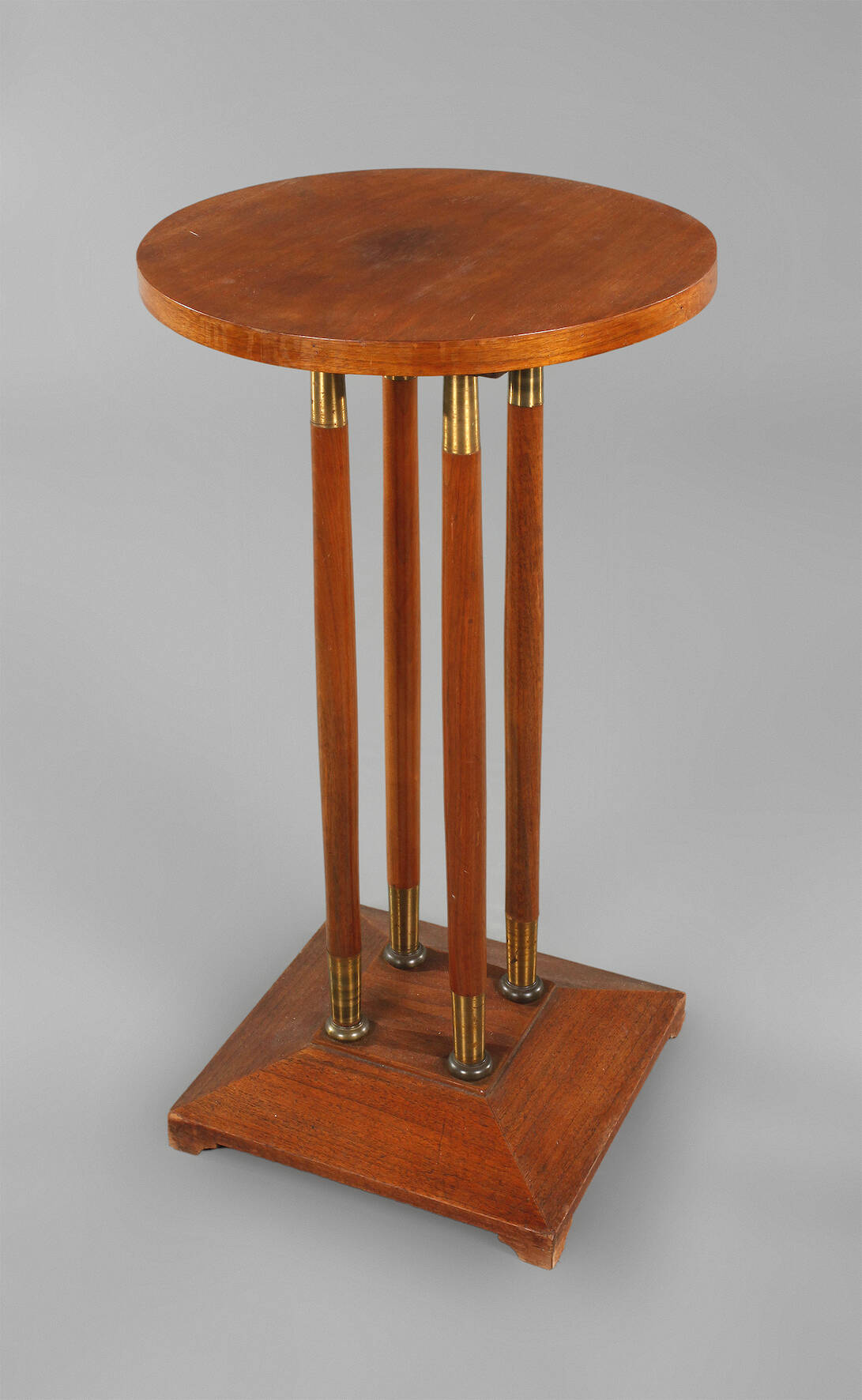 Blumentisch Jugendstil