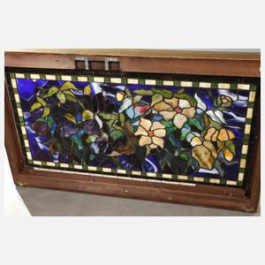 Feines Jugendstil-Bleiglasfenster