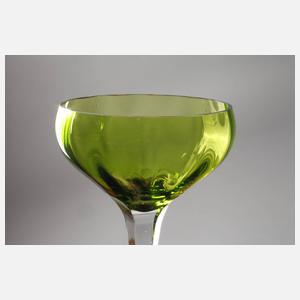 Sechs Jugendstilrömer mit grüner Kuppa