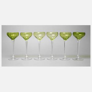 Sechs Jugendstilrömer mit grüner Kuppa