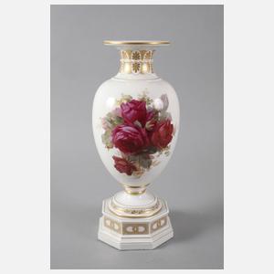 KPM Berlin Balustervase mit "Weichmalerei"