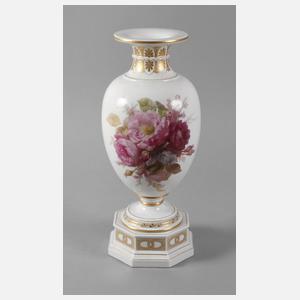 KPM Berlin Balustervase mit "Weichmalerei"