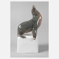 Meissen "Seelöwe, jonglierend"111