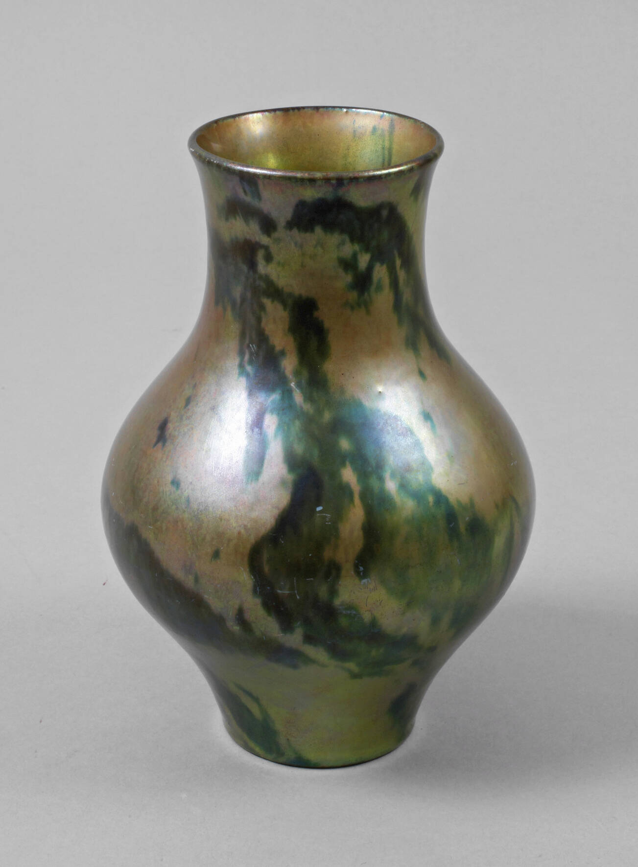 Zsolnay Pécs Vase Äosinglasur