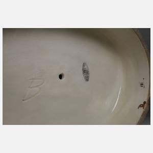 Goldscheider Figur "Bei der Toilette"