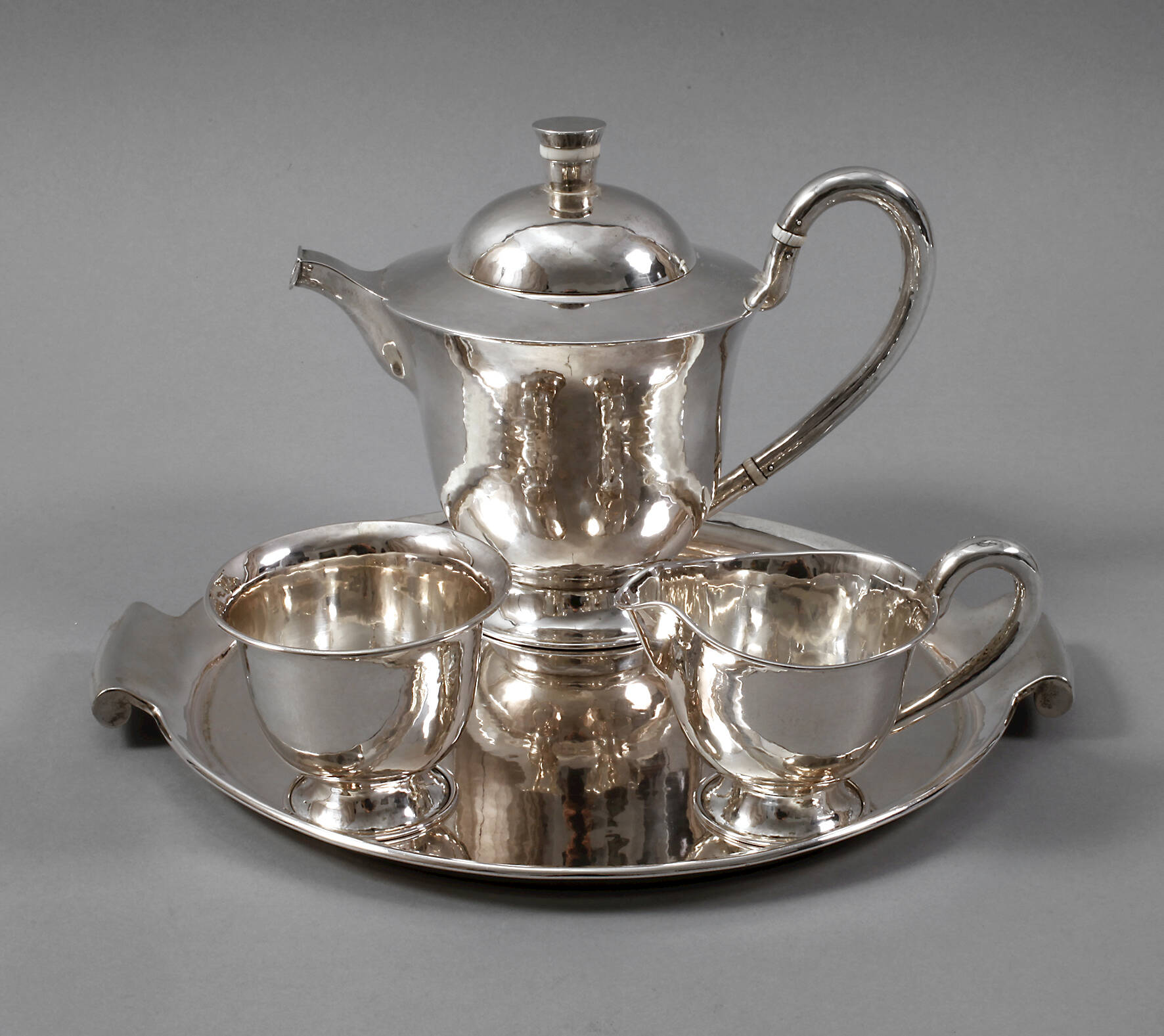 Emmy Roth Silberkernstück mit Tablett