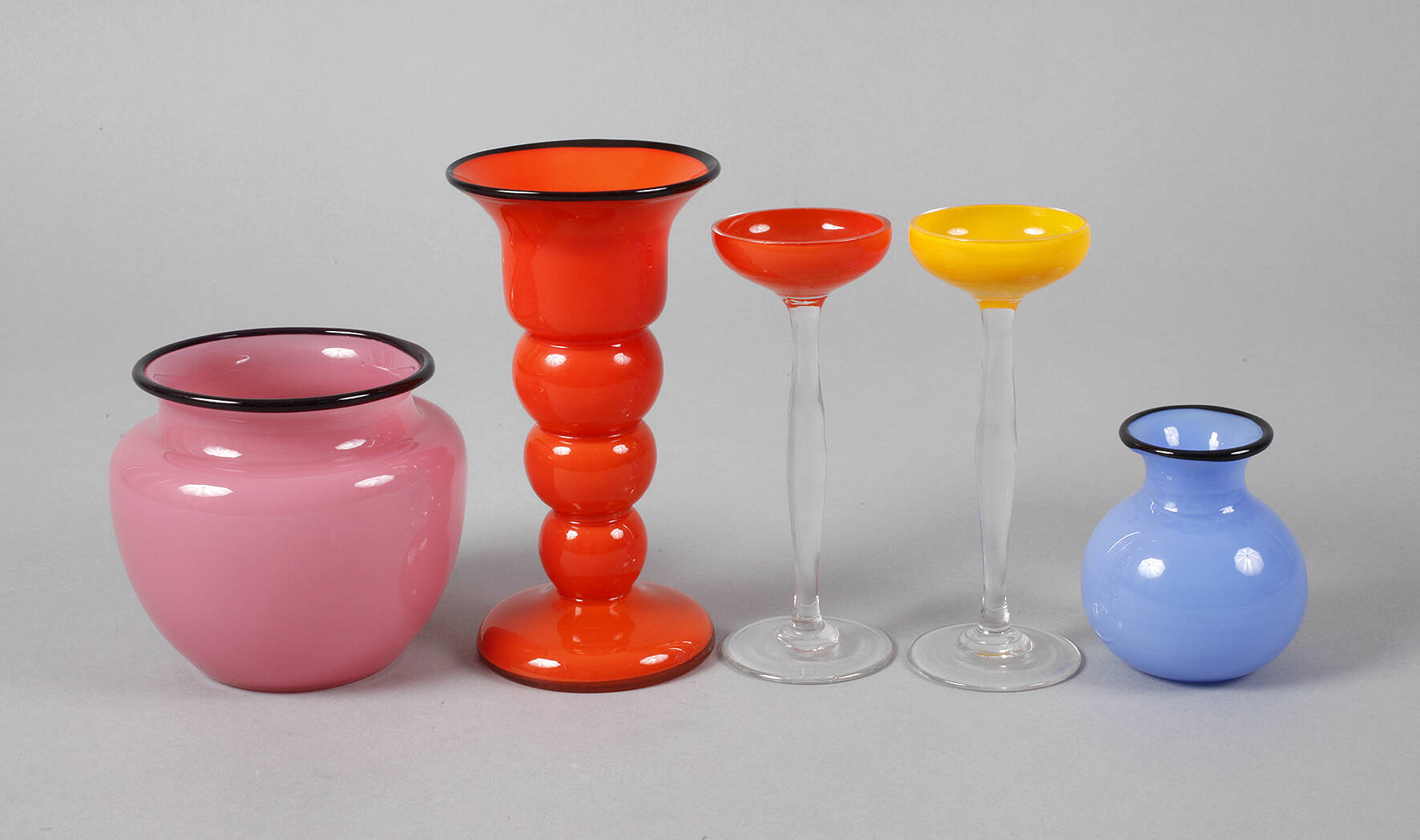 Loetz Wwe. fünf Teile aus der "Tango" Serie