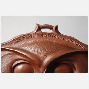 Meissen Reliefplakette mit Uhukopf