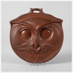 Meissen Reliefplakette mit Uhukopf