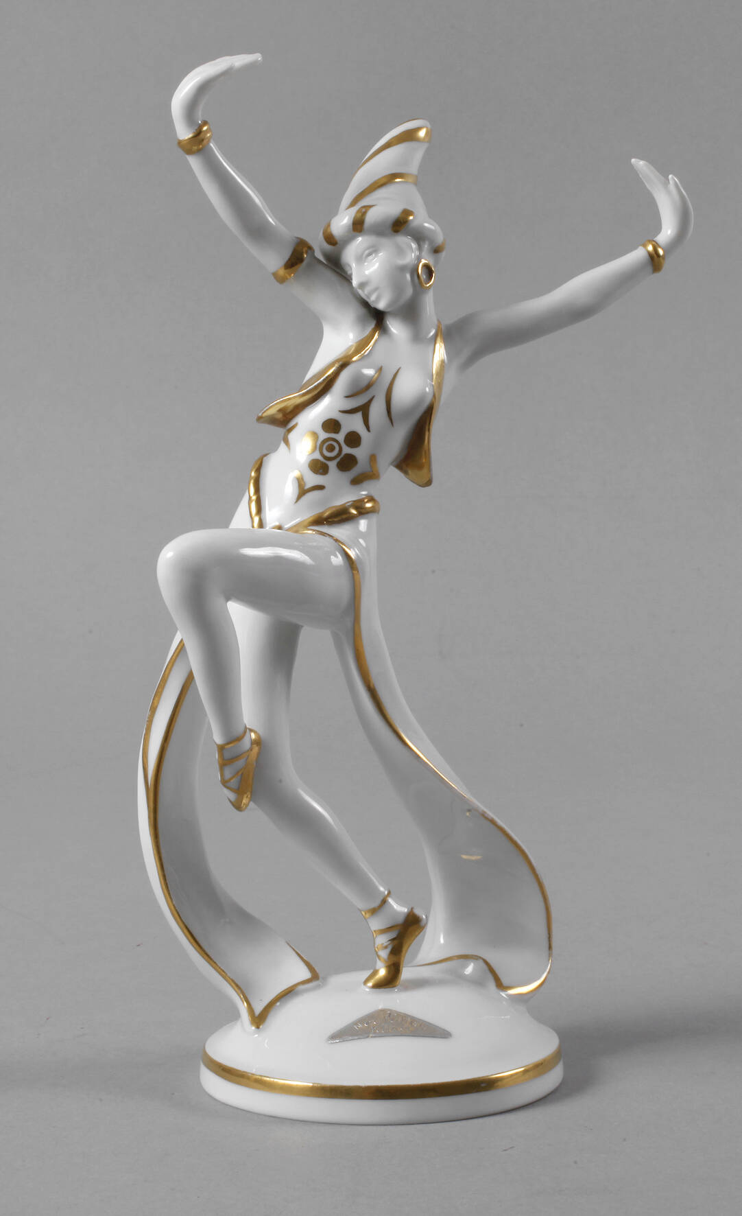 Neu-Tettau Ausdruckstänzerin