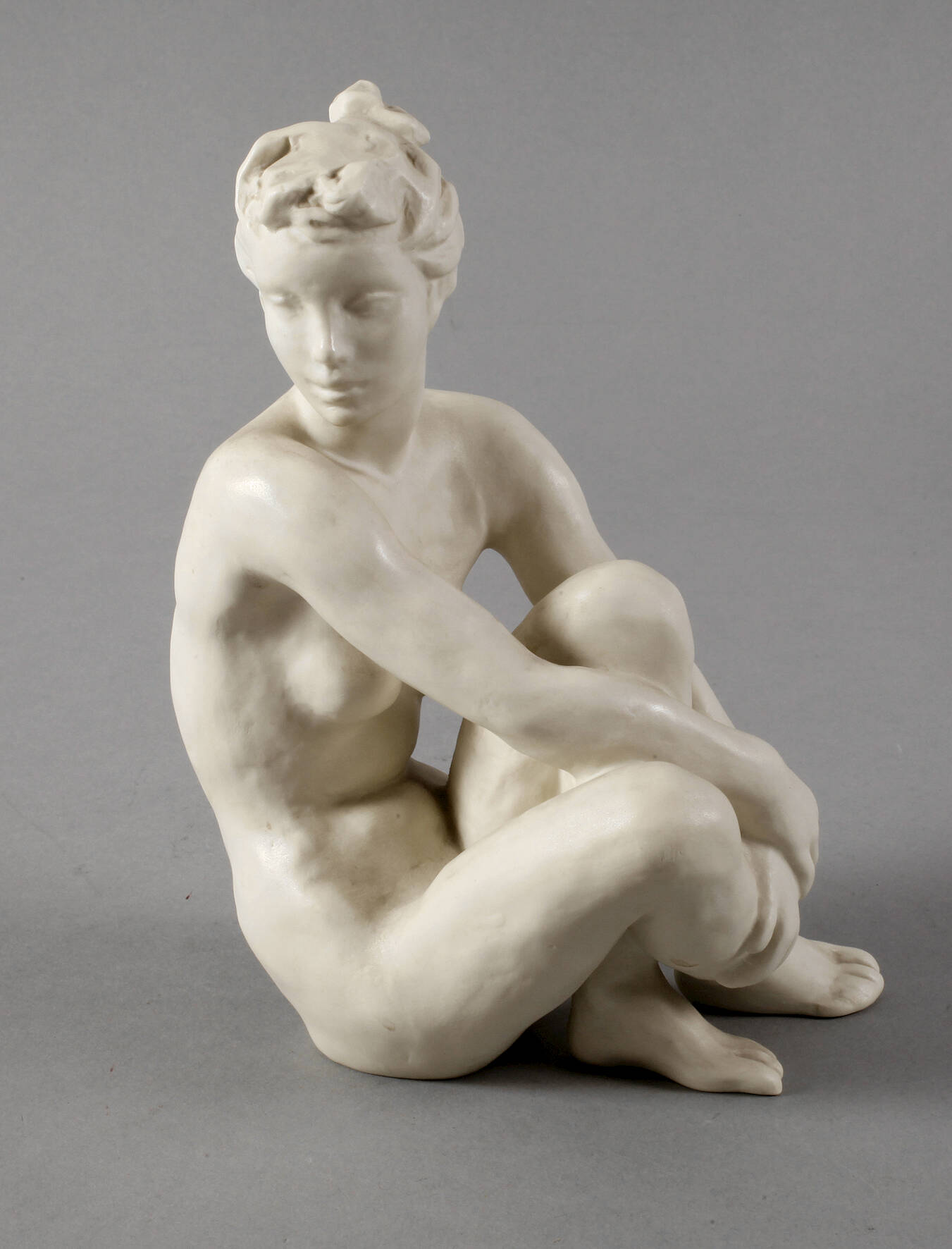 Rosenthal "Sitzendes Mädchen/Am Strand"