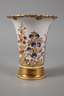 Meissen Reliefvase mit Blumendekor