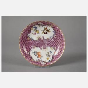 Meissen zwei Untertassen mit Schuppendekor