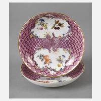 Meissen zwei Untertassen mit Schuppendekor111