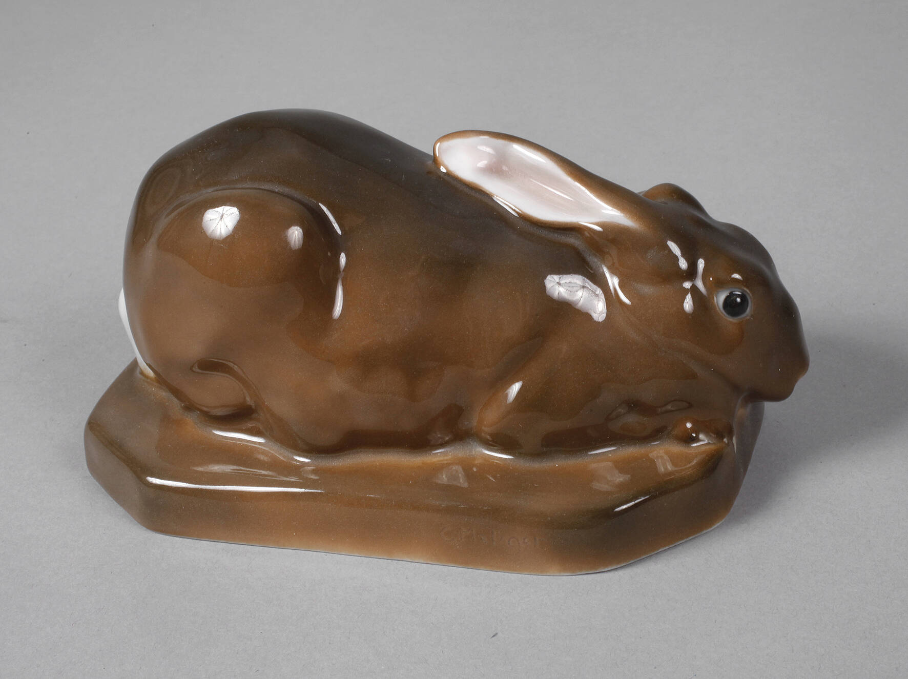 Heubach Lichte liegender Hase