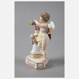 Meissen Amorette "Je les couronne"