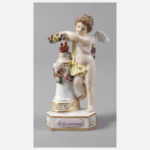 Meissen Amorette "Je les couronne"