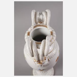 Meissen Teichert Schlangenhenkelvase mit Blumenmalerei