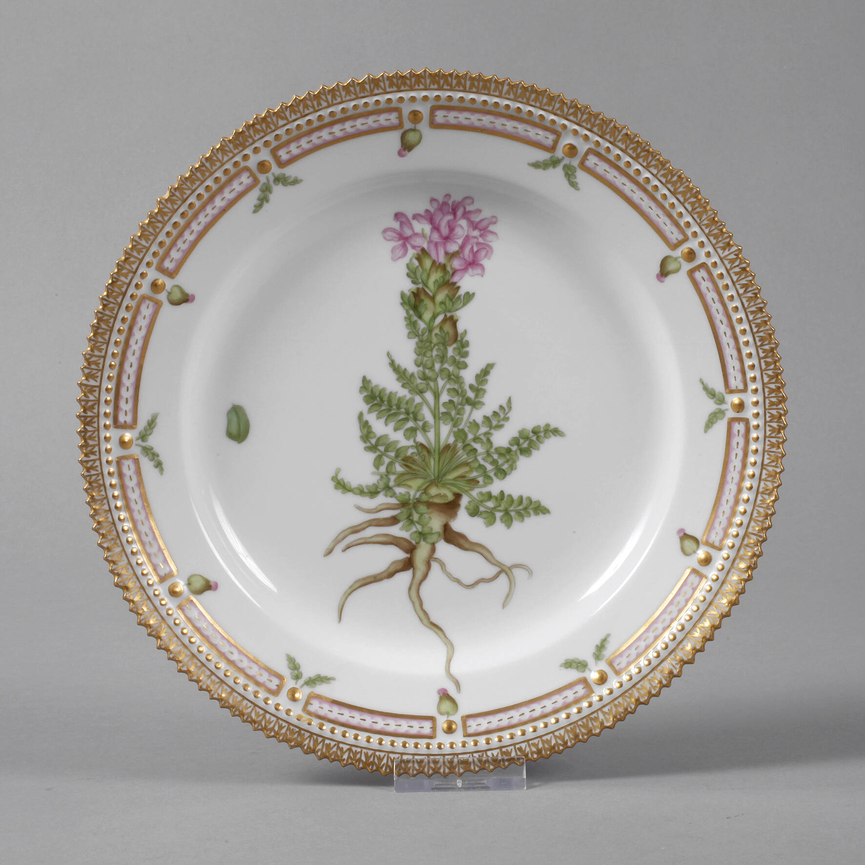 Royal Copenhagen Frühstücksteller "Flora Danica"