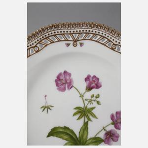 Royal Copenhagen Kuchenteller "Flora Danica"