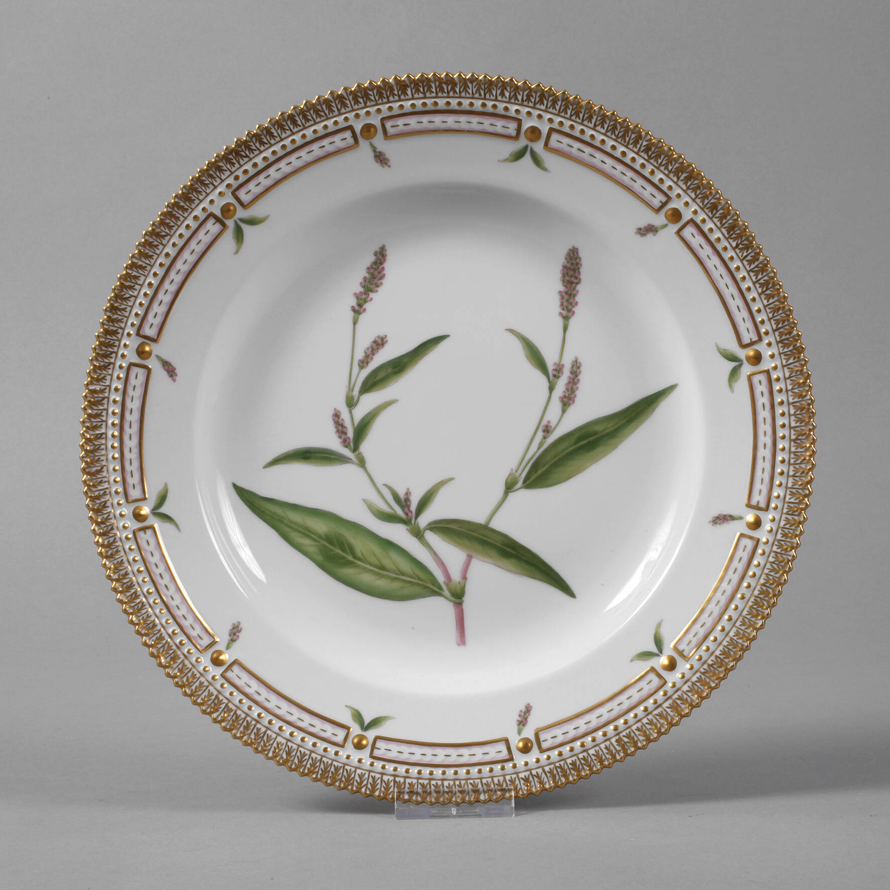 Royal Copenhagen Speiseteller "Flora Danica"