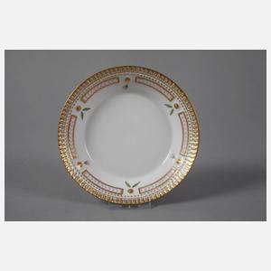 Royal Copenhagen Kaffeetasse mit Untertasse "Flora Danica"