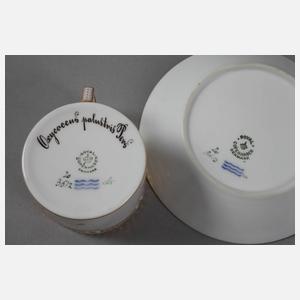 Royal Copenhagen Kaffeetasse mit Untertasse "Flora Danica"