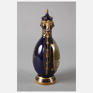 Rudolstadt-Volkstedt Potpourrivase im Wiener Stil