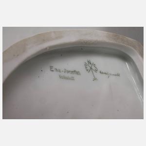 Rudolstadt-Volkstedt "Dame mit Katze"