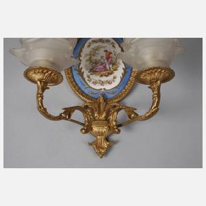 Paar Wandappliken mit Watteauszene