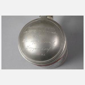 Karikativer Bierkrug