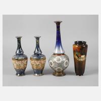 Vier Vasen Royal Doulton111