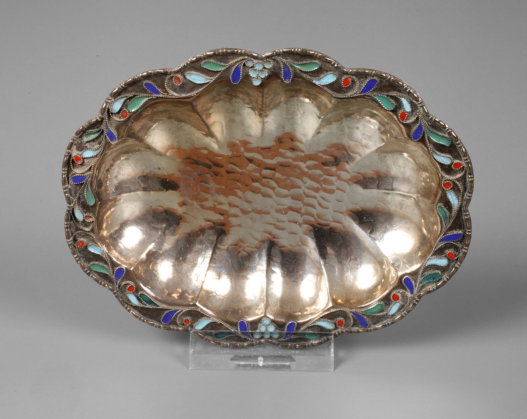 Silberschälchen mit Email