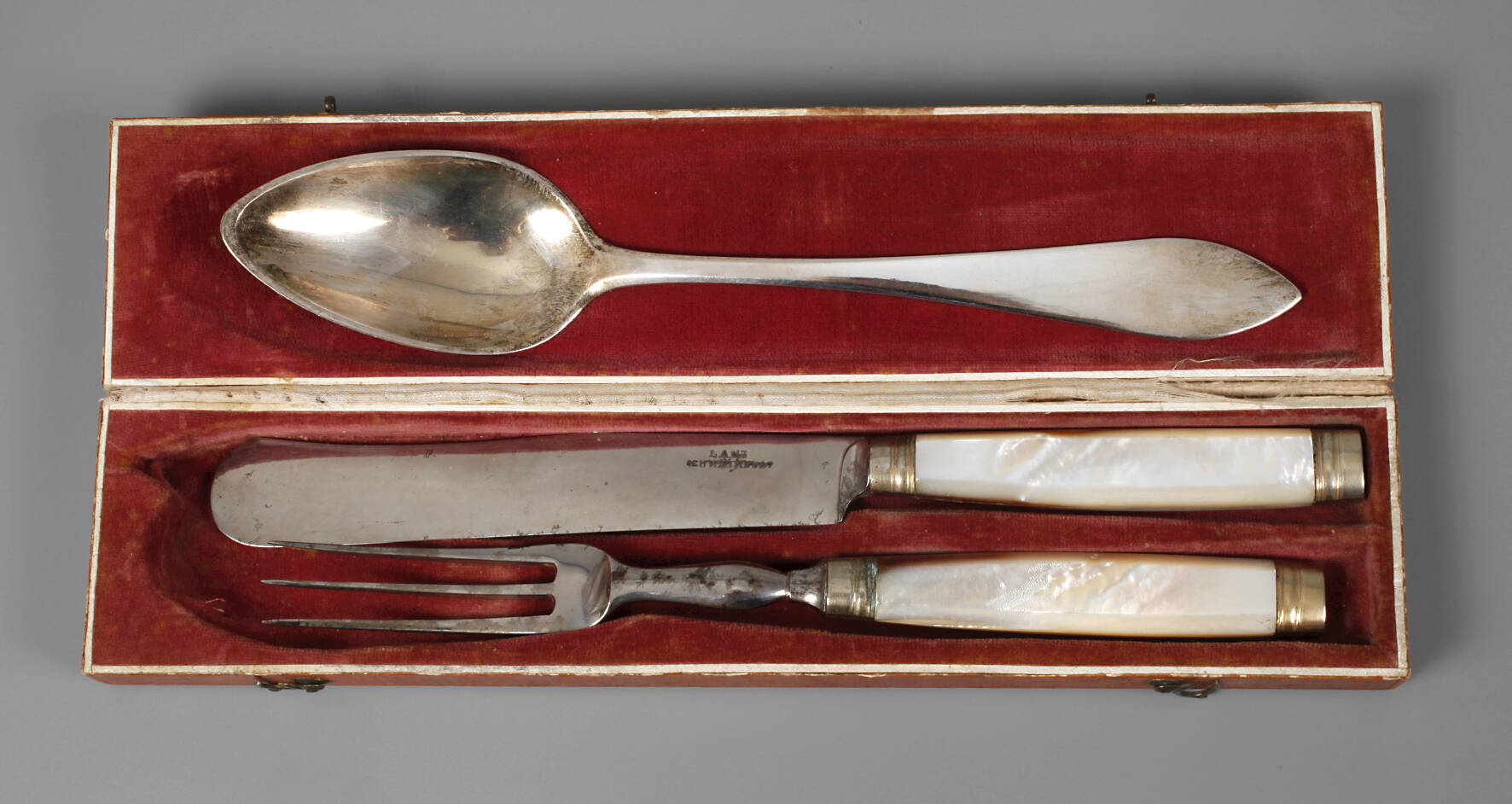 Taufgeschenk im Etui