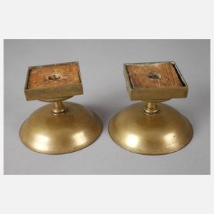 Zwei Fußschalen Messing