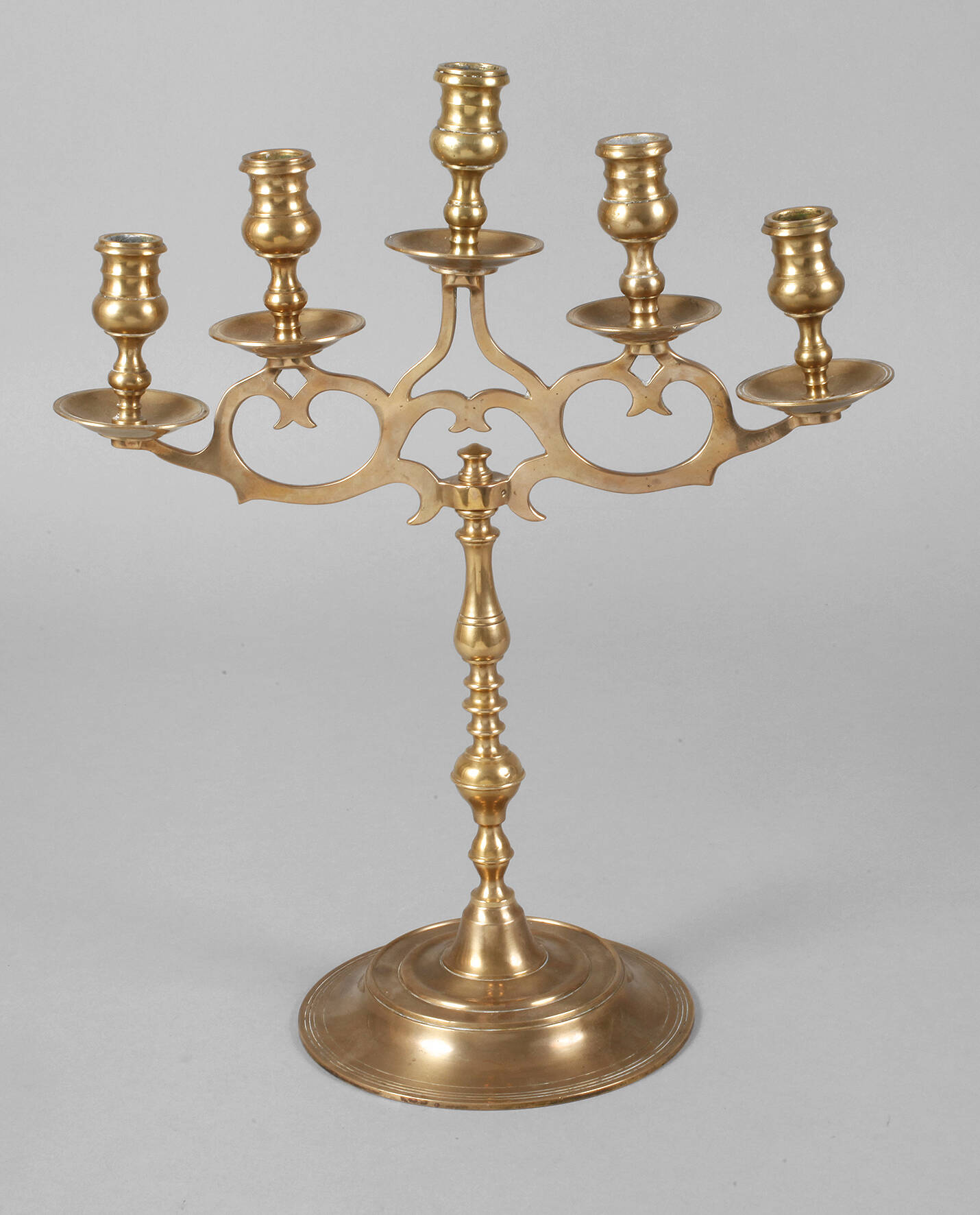 Fünfflammiger Messingleuchter