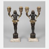 Paar figürliche Kerzenleuchter Bronze111