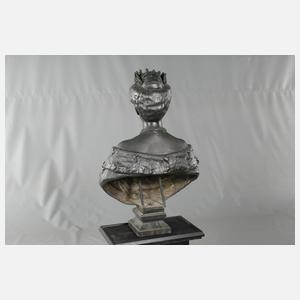 Übergroße Büste Königin Elena von Italien