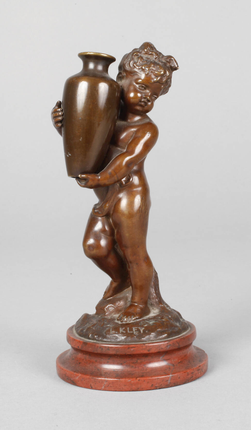 Louis Kley, Putto mit Vase