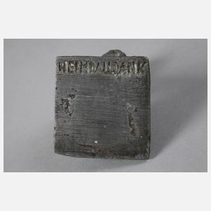 Kniende Sonnenanbeterin "Da Solem – Heimdalldank"