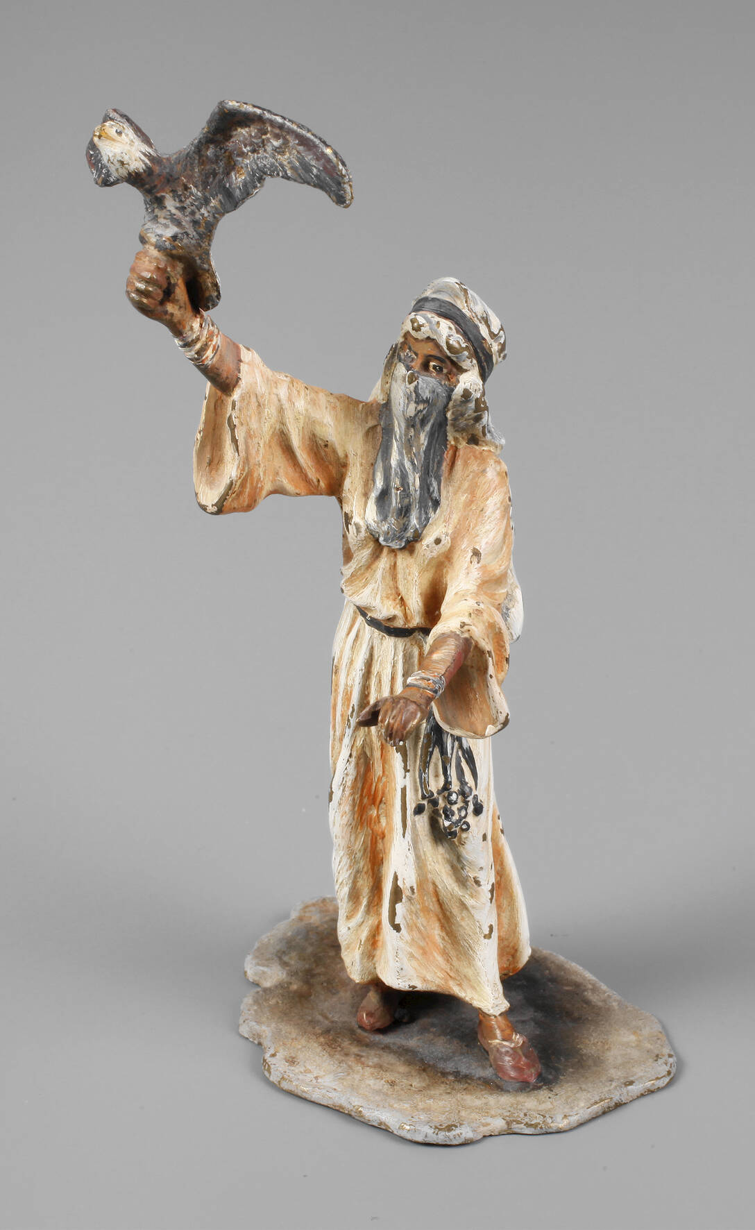 Wiener Bronze Orientalin als Falknerin