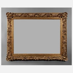 Übergroßer Goldstuckrahmen