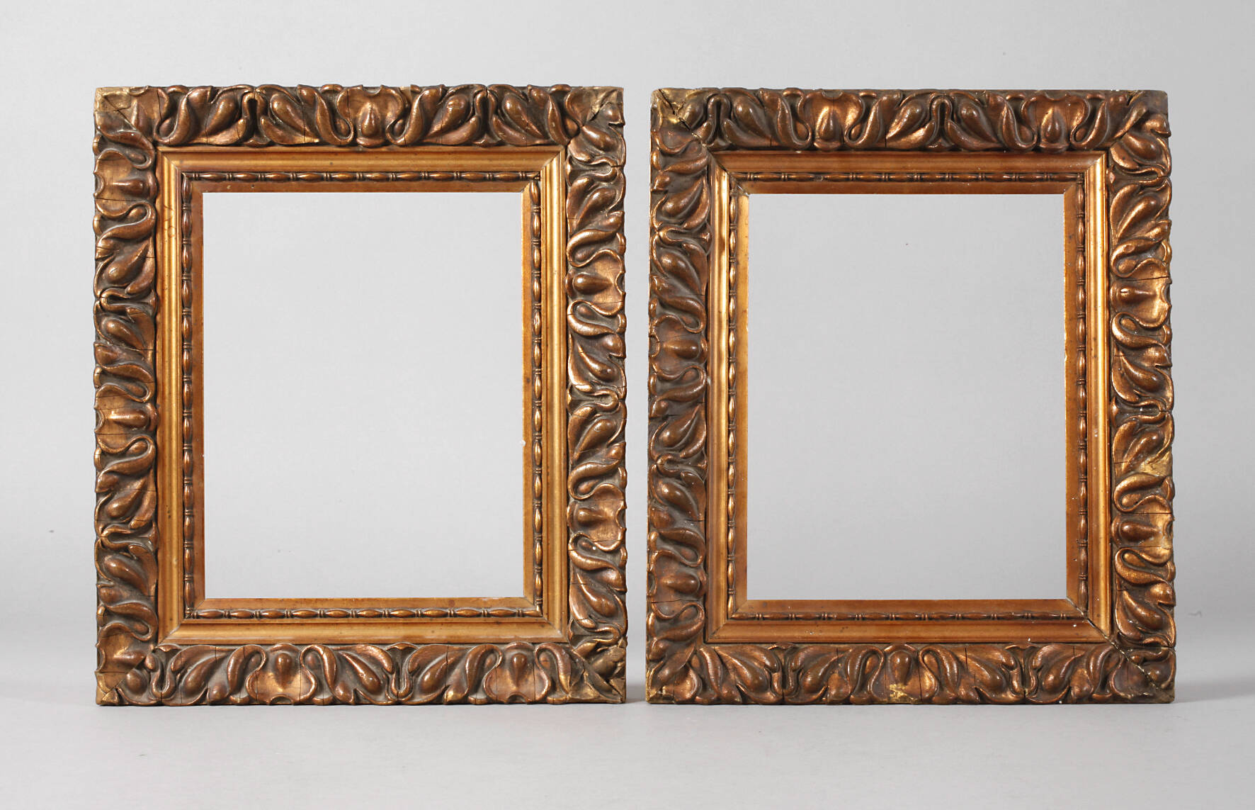 Paar Goldstuckleisten um 1930