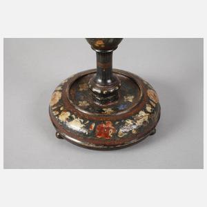 Geschnitzter Leuchter