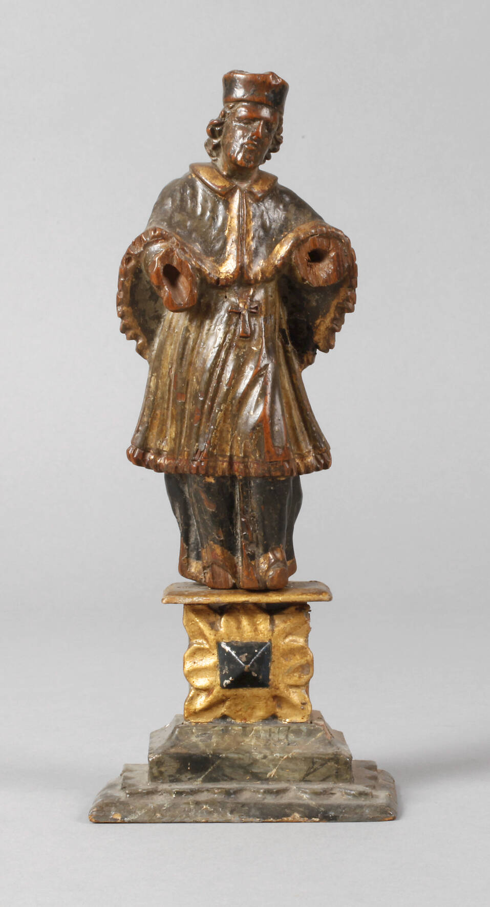 Geschnitzte Heiligenfigur