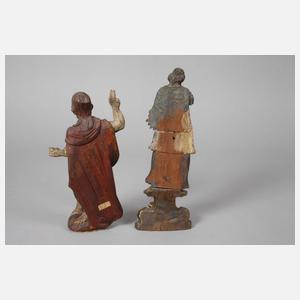 Drei geschnitzte Heiligenfiguren