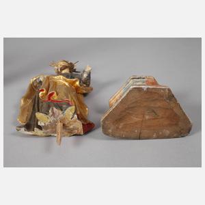 Drei geschnitzte Heiligenfiguren