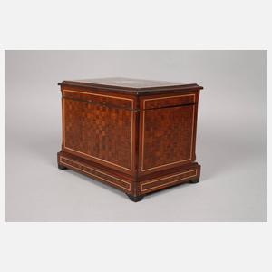 Intarsierte Schmuckschatulle